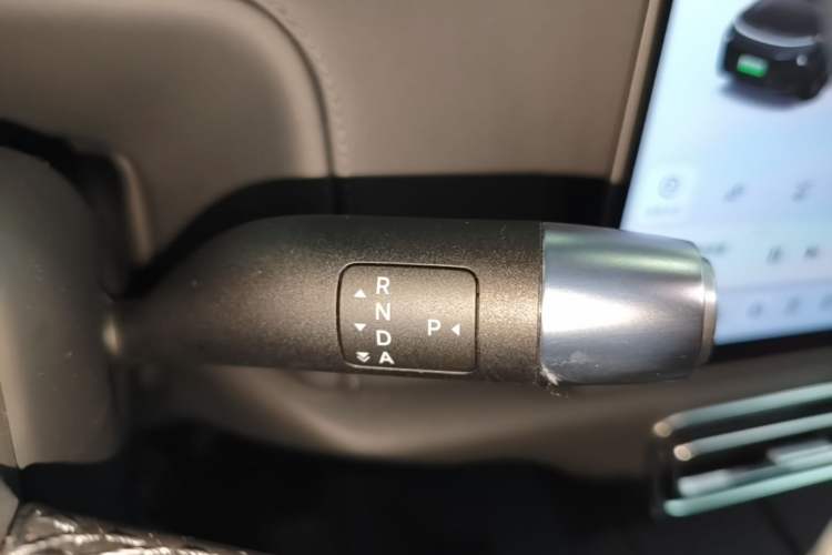 Used Li Auto L9 2022 Max model Gear Lever