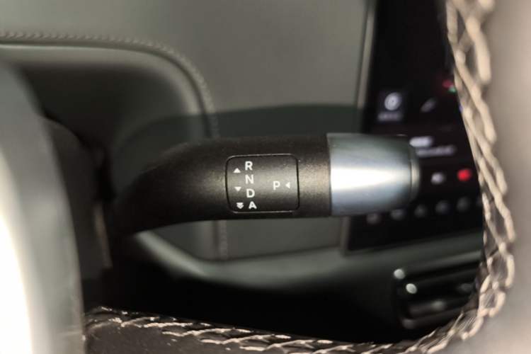 Used Li Auto L9 2022 Max model Gear Lever