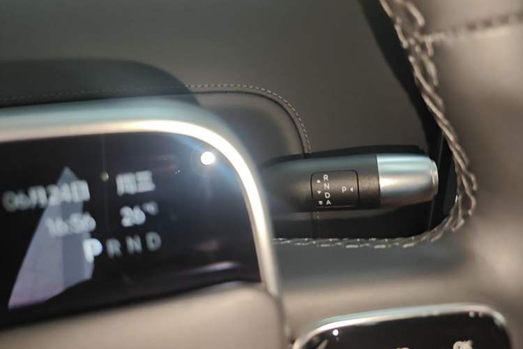 Used Li Auto L9 2022 Max model Gear Lever