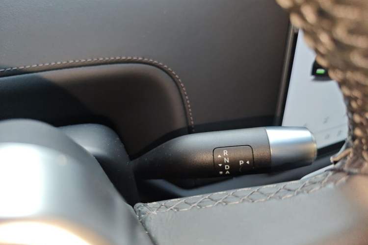 Used Li Auto L9 2022 Max model Gear Lever