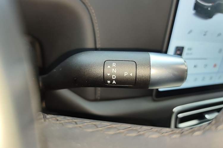 Used Li Auto L9 2022 Max model Gear Lever