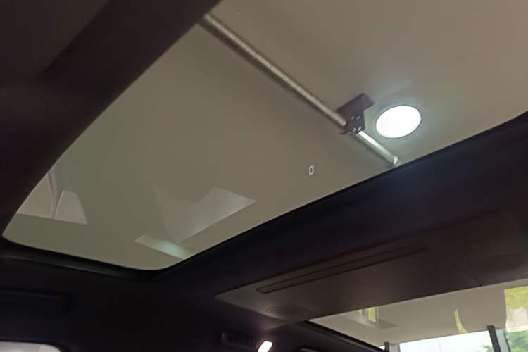 Used Li Auto L9 2022 Max model Headliner