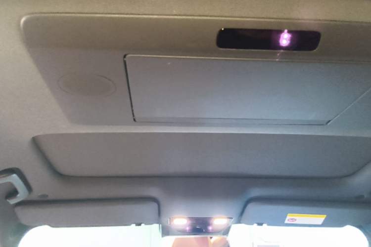 Used Li Auto L9 2022 Max model Headliner