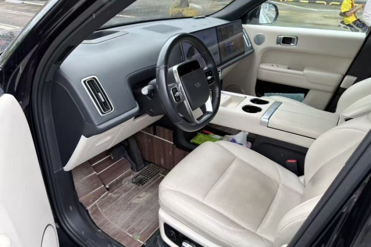 Used Li Auto L9 2022 Max model Interior 2