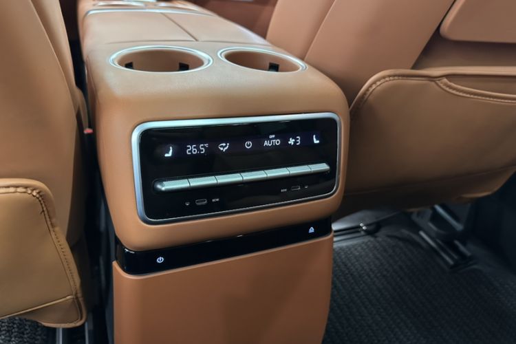 Used Li Auto L9 2022 Max model Interior 2