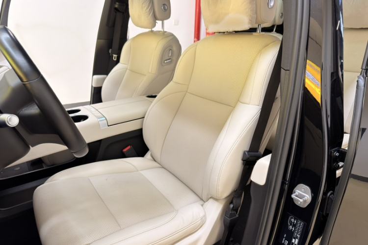 Used Li Auto L9 2022 Max model Interior 3