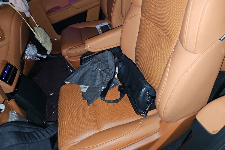 Used Li Auto L9 2022 Max model Interior 4