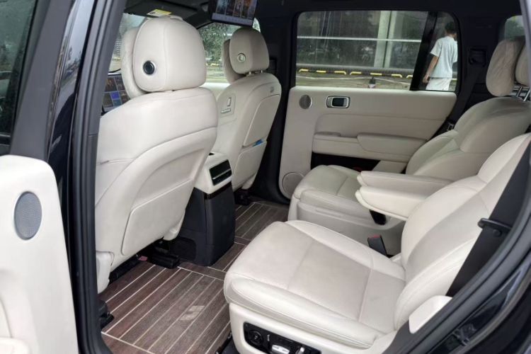 Used Li Auto L9 2022 Max model Interior 4