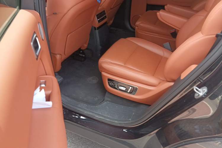 Used Li Auto L9 2022 Max model Interior 4