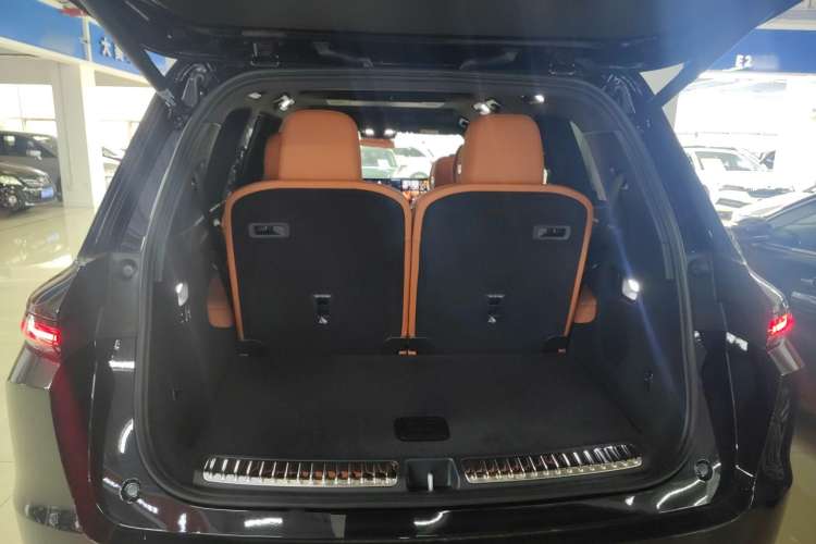 Used Li Auto L9 2022 Max model Interior 5