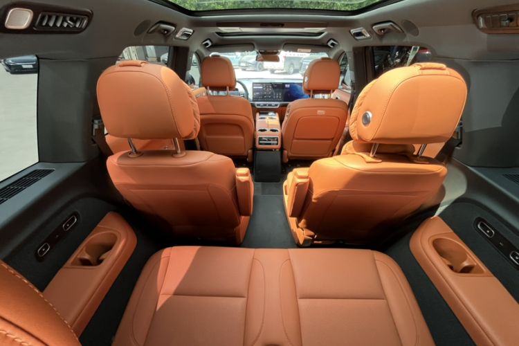 Used Li Auto L9 2022 Max model Interior 9