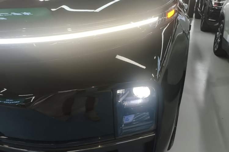 Used Li Auto L9 2022 Max model Left Front Headlight