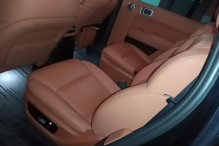 Used Li Auto L9 2022 Max model Left Rear Seat