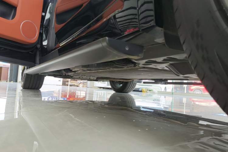 Used Li Auto L9 2022 Max model Left Side Sill