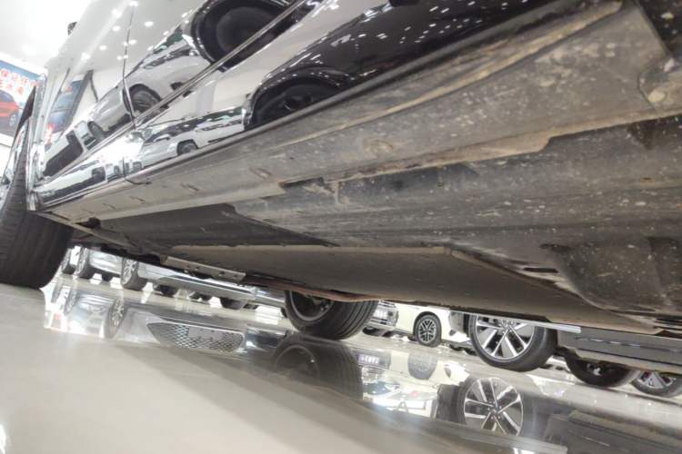 Used Li Auto L9 2022 Max model Left Side Sill