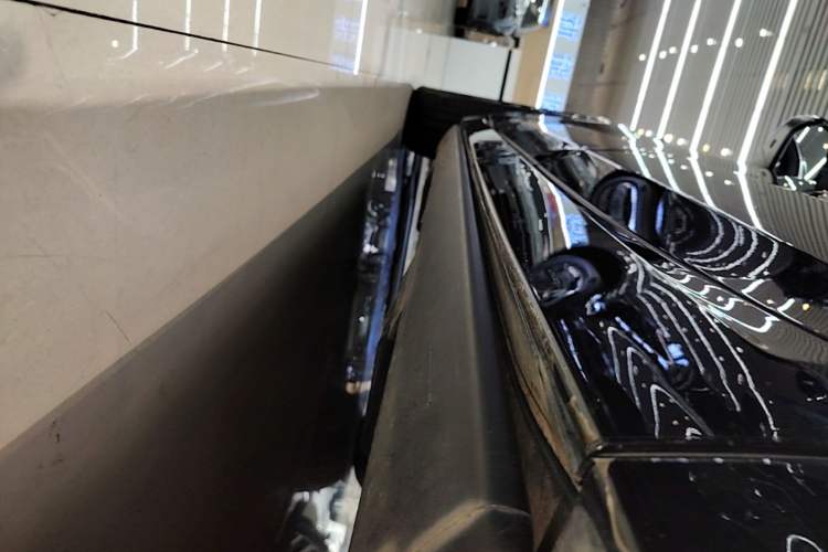Used Li Auto L9 2022 Max model Left Side Sill