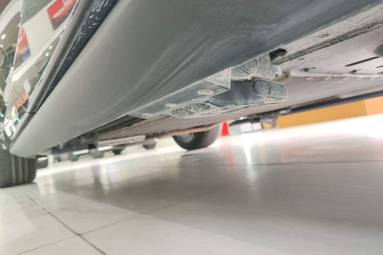 Used Li Auto L9 2022 Max model Left Side Sill