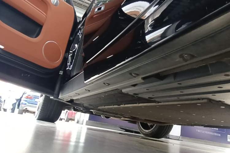 Used Li Auto L9 2022 Max model Left Side Sill