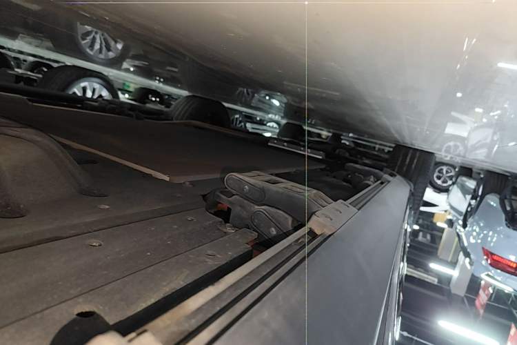 Used Li Auto L9 2022 Max model Left Side Sill