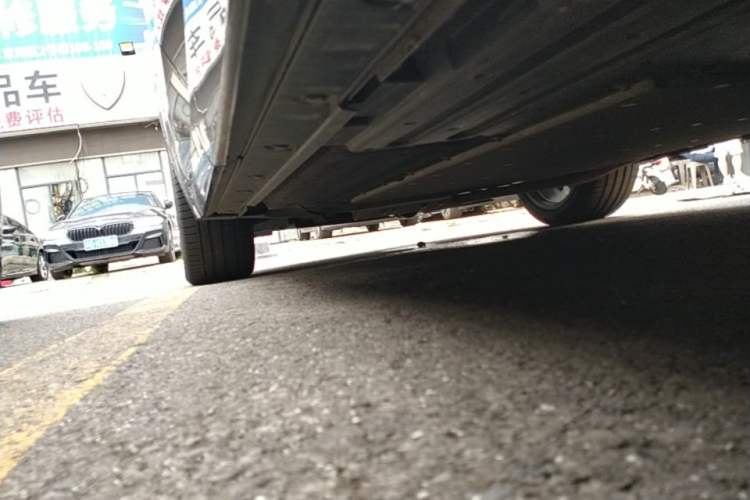 Used Li Auto L9 2022 Max model Left Side Sill