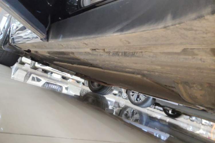 Used Li Auto L9 2022 Max model Left Side Sill