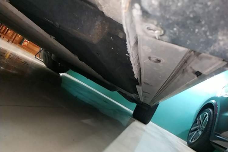 Used Li Auto L9 2022 Max model Left Side Sill