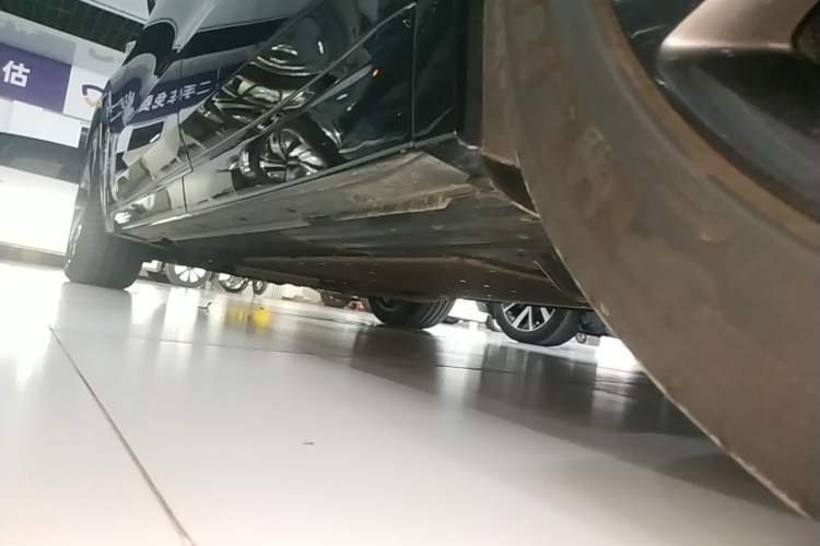 Used Li Auto L9 2022 Max model Left Side Sill