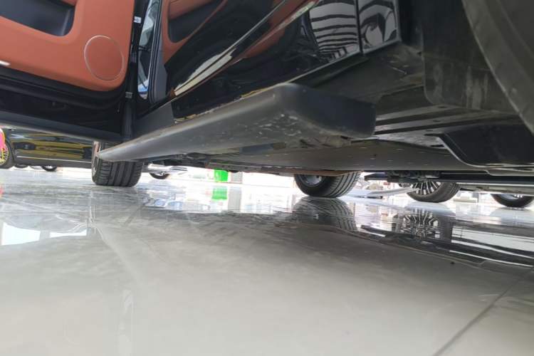 Used Li Auto L9 2022 Max model Left Side Sill