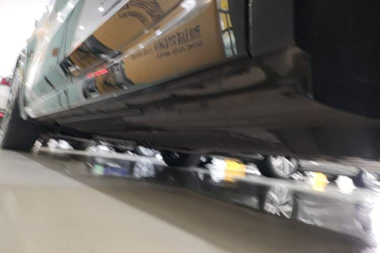 Used Li Auto L9 2022 Max model Left Side Sill