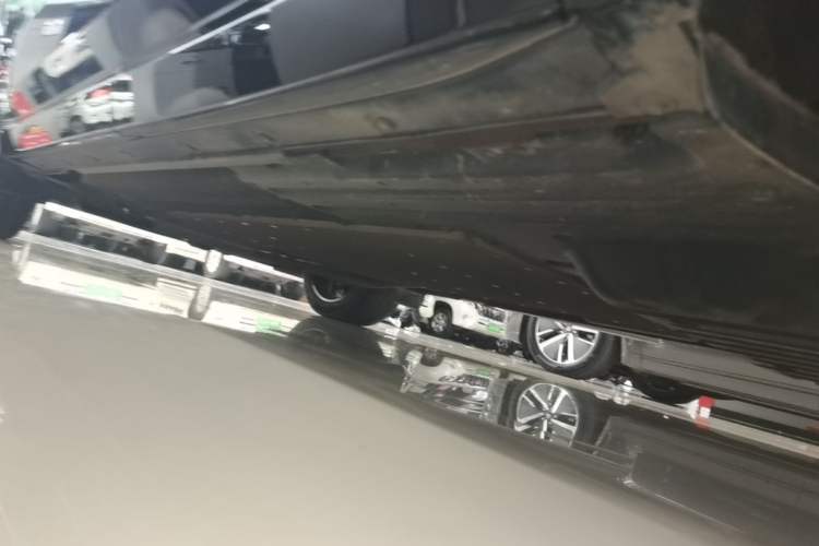 Used Li Auto L9 2022 Max model Left Side Sill