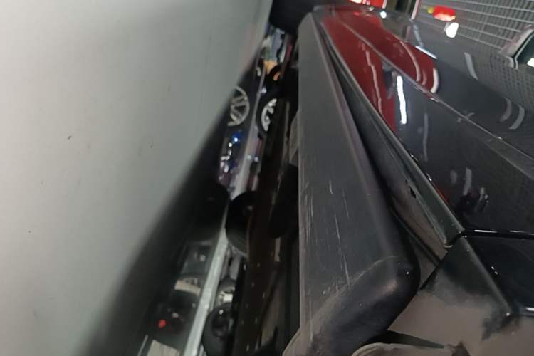 Used Li Auto L9 2022 Max model Left Side Sill