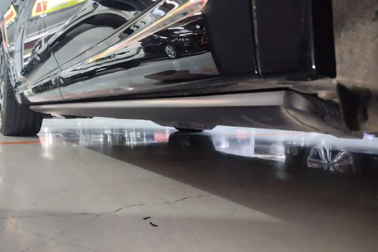 Used Li Auto L9 2022 Max model Left Side Sill