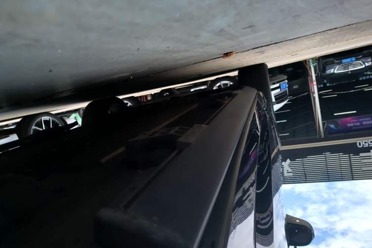 Used Li Auto L9 2022 Max model Left Side Sill