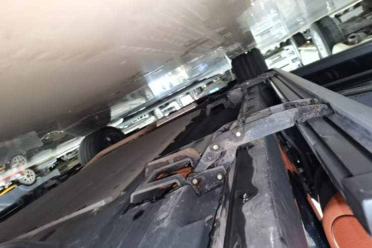 Used Li Auto L9 2022 Max model Left Side Sill