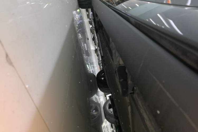 Used Li Auto L9 2022 Max model Left Side Sill