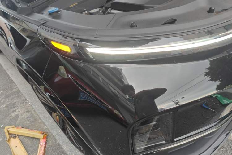 Used Li Auto L9 2022 Max model Right Front Headlight