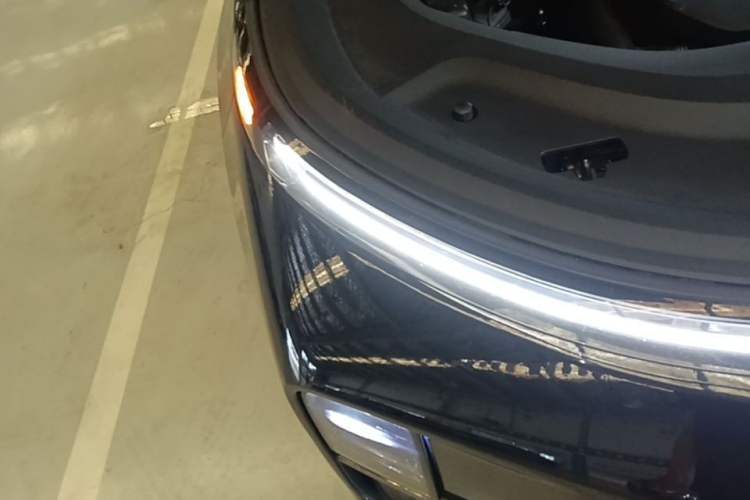 Used Li Auto L9 2022 Max model Right Front Headlight