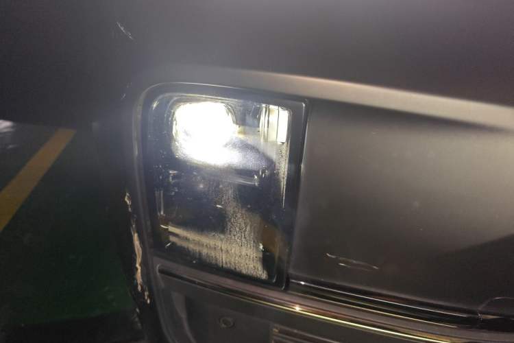 Used Li Auto L9 2022 Max model Right Front Headlight