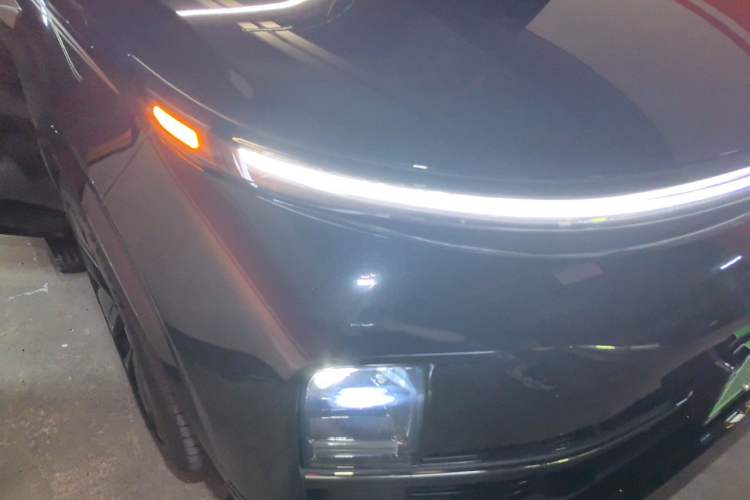 Used Li Auto L9 2022 Max model Right Front Headlight