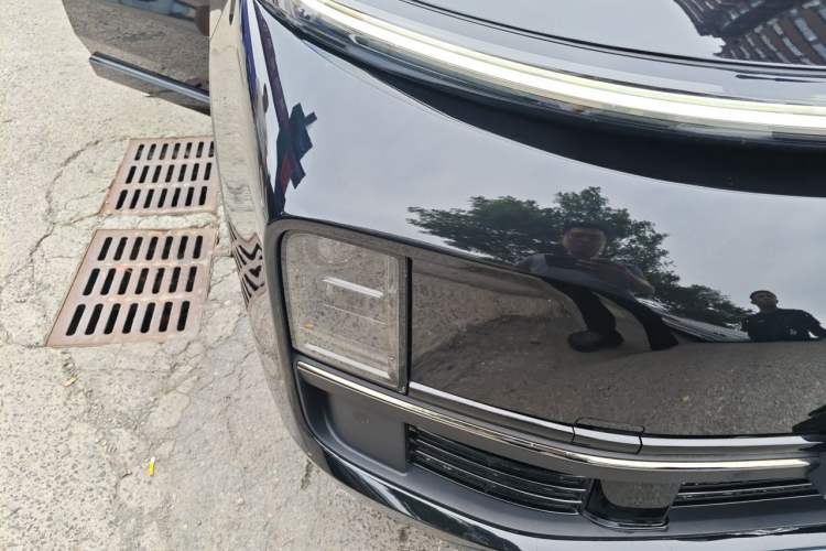Used Li Auto L9 2022 Max model Right Front Headlight