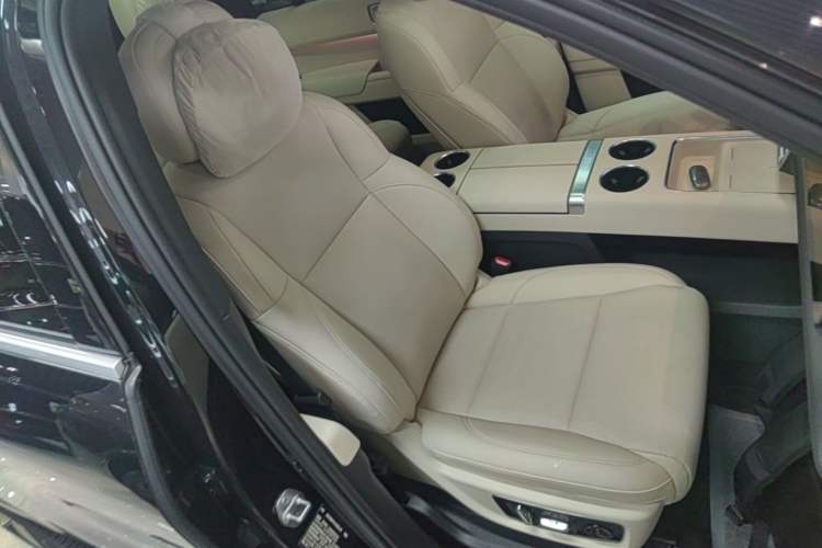 Used Li Auto L9 2022 Max model Right Front Seat