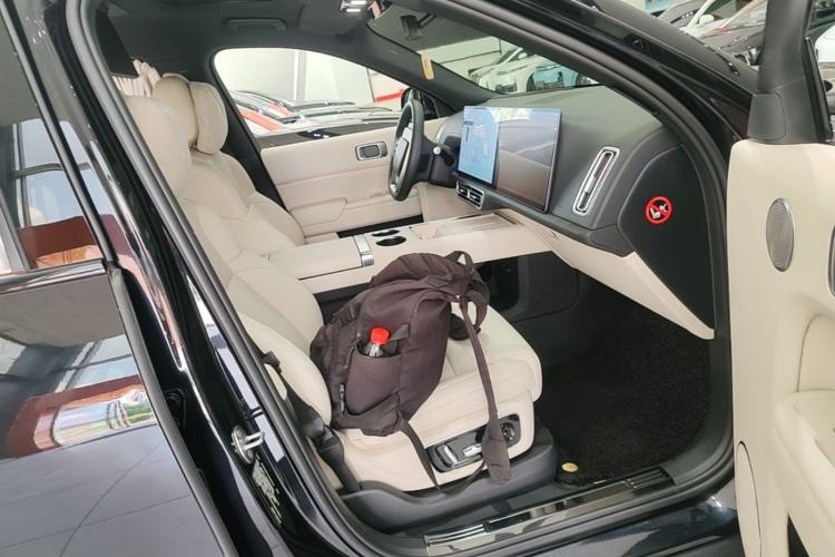 Used Li Auto L9 2022 Max model Right Front Seat