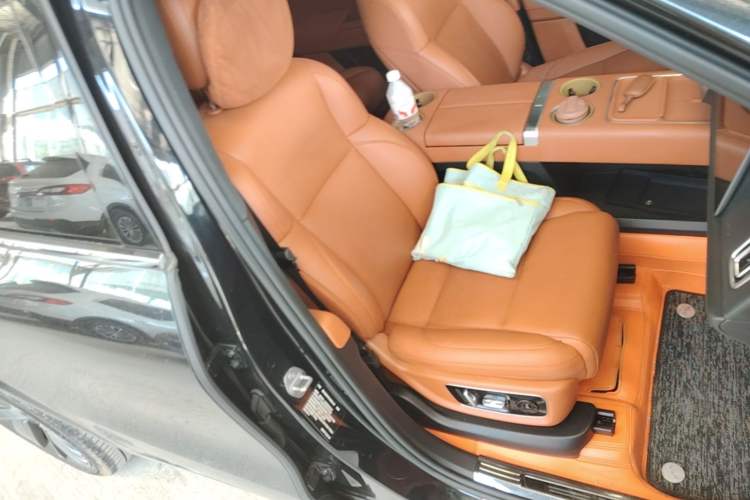 Used Li Auto L9 2022 Max model Right Front Seat