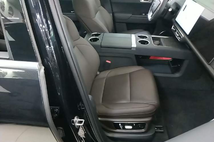 Used Li Auto L9 2022 Max model Right Front Seat
