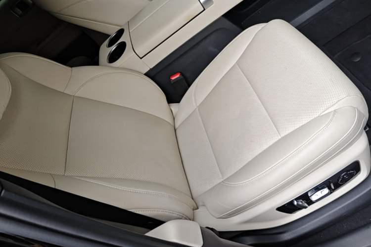 Used Li Auto L9 2022 Max model Right Front Seat