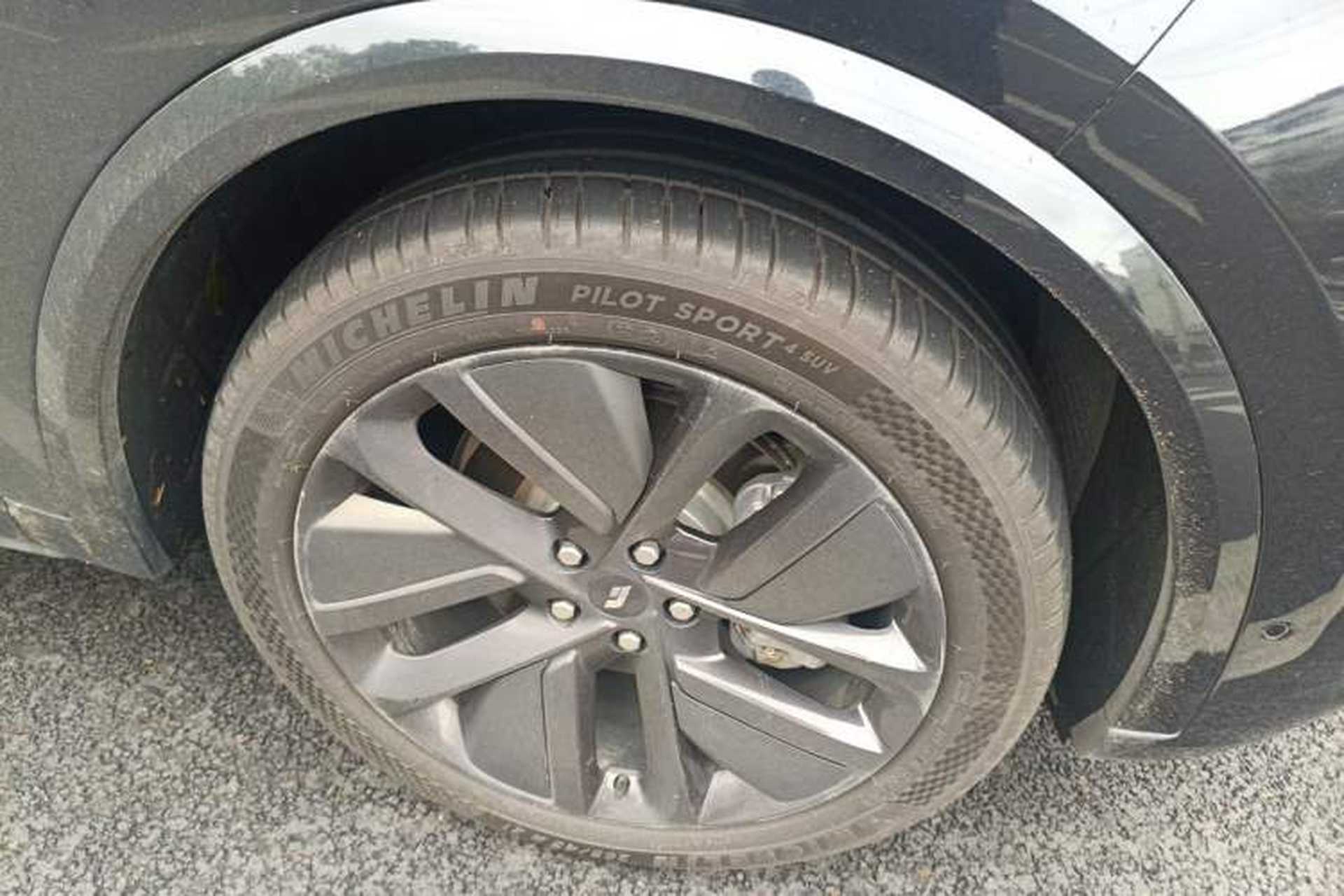 Used Li Auto L9 2022 Max model Right Front Wheel Hub