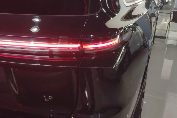 Used Li Auto L9 2022 Max model Right Rear Taillight