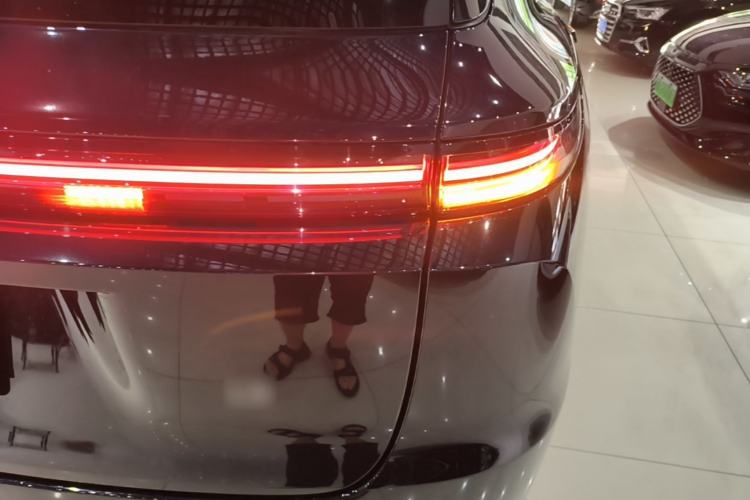 Used Li Auto L9 2022 Max model Right Rear Taillight