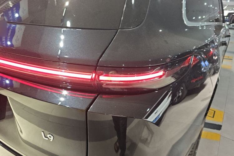 Used Li Auto L9 2022 Max model Right Rear Taillight