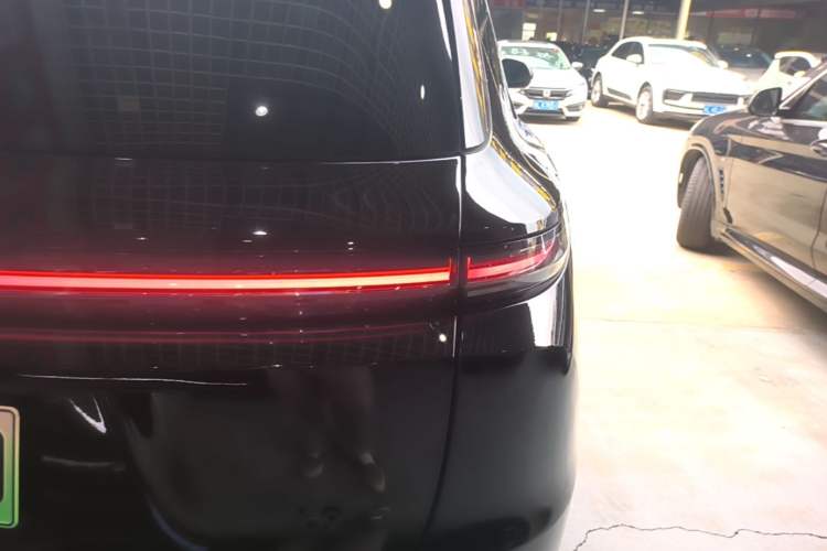 Used Li Auto L9 2022 Max model Right Rear Taillight